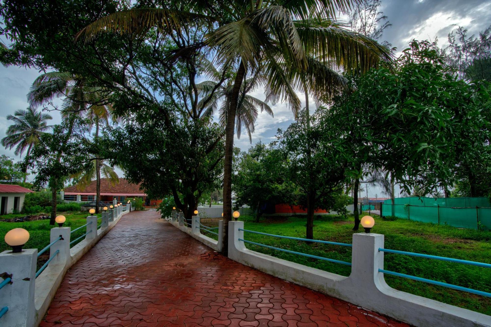 Papilio Beach Front Cottages-Tbv Baga Exterior photo